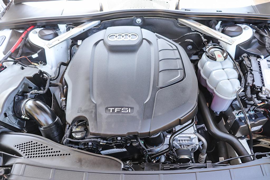 Thumbnail: 2019 Audi A4 - 8