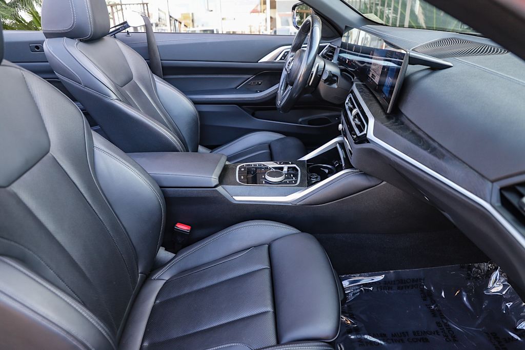 Thumbnail: 2024 BMW 4 Series - 10