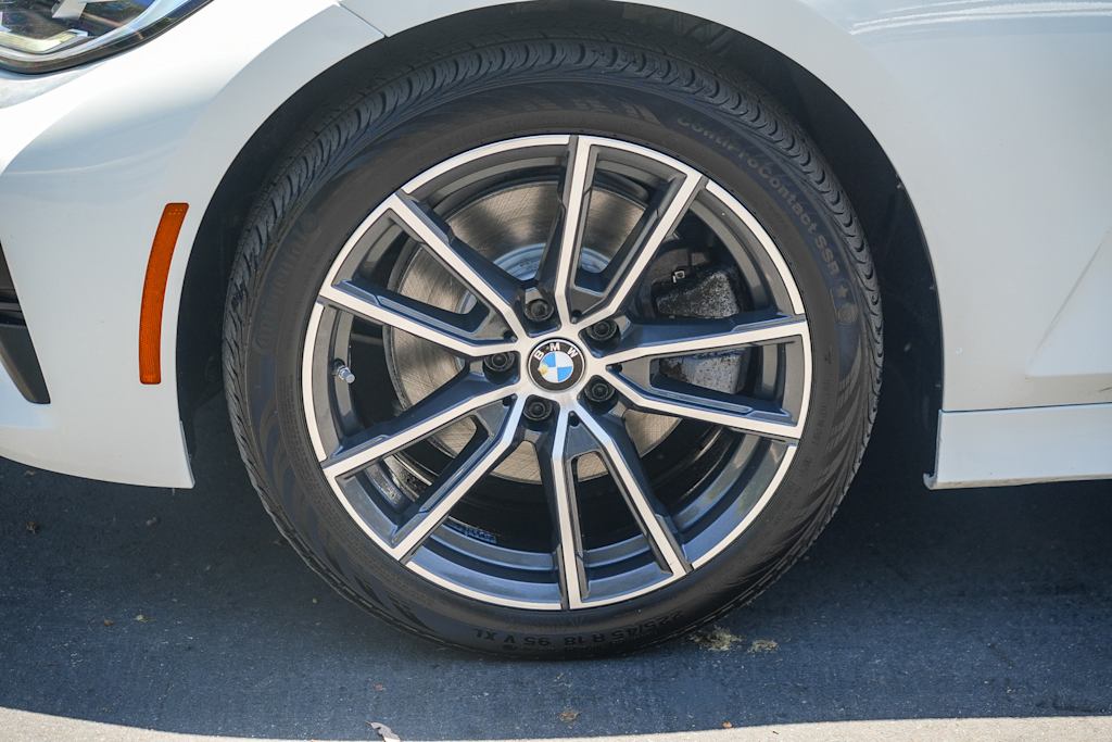 Thumbnail: 2019 BMW 3 Series - 21