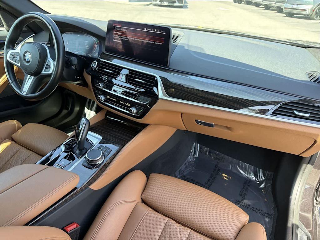 Thumbnail: 2023 BMW 5 Series - 13