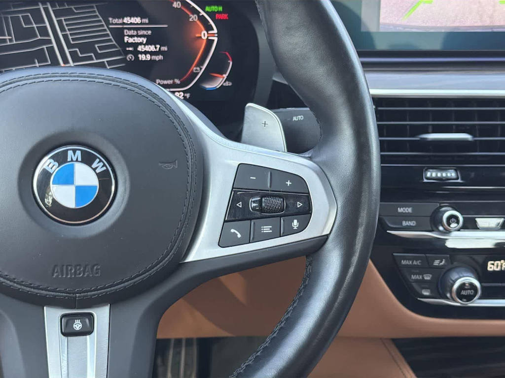 Thumbnail: 2023 BMW 5 Series - 23