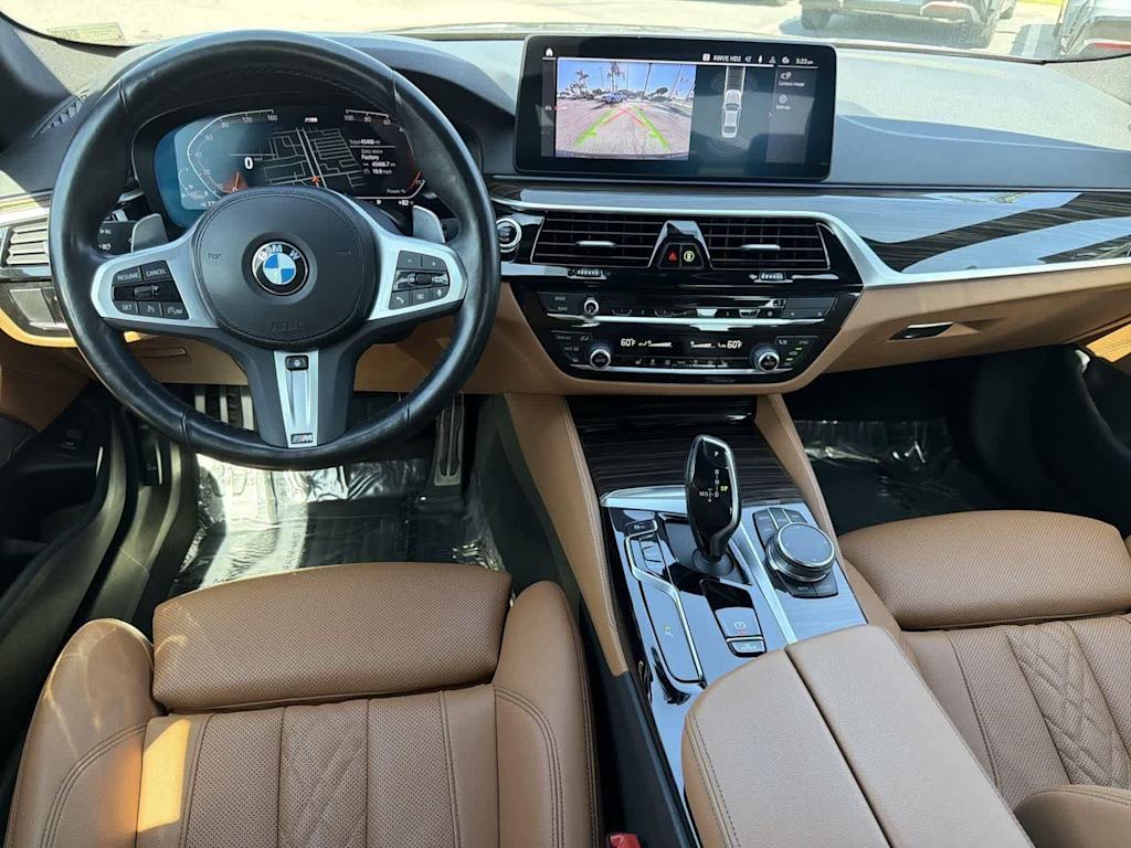 Thumbnail: 2023 BMW 5 Series - 2