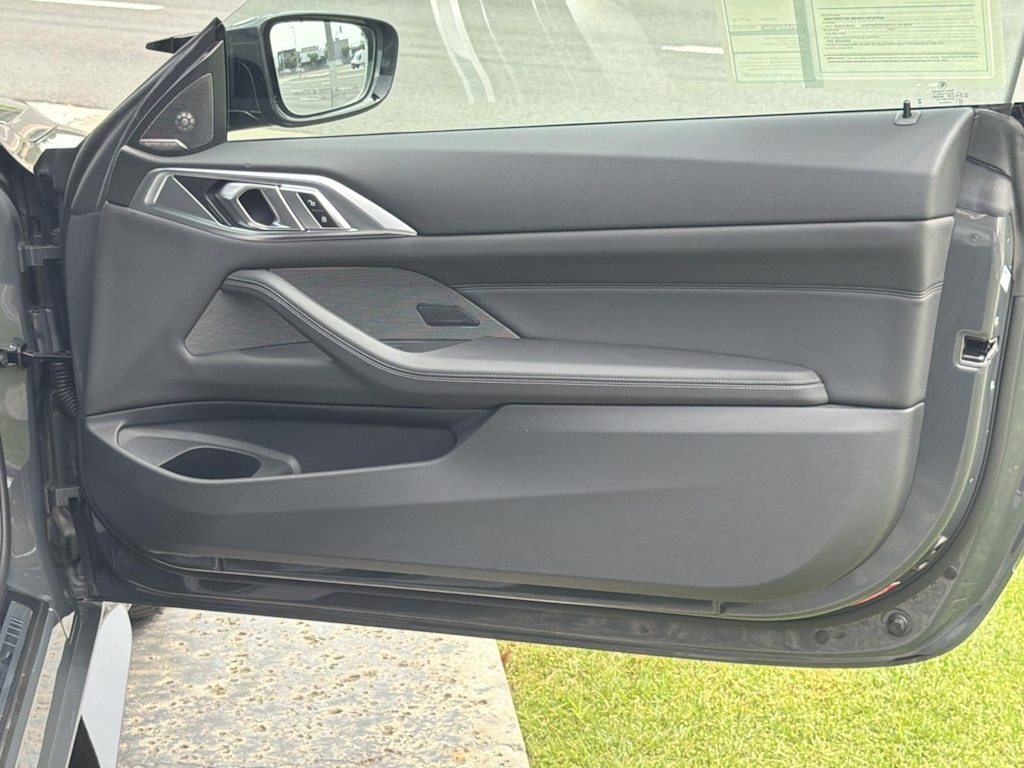 Thumbnail: 2024 BMW M4 - 33