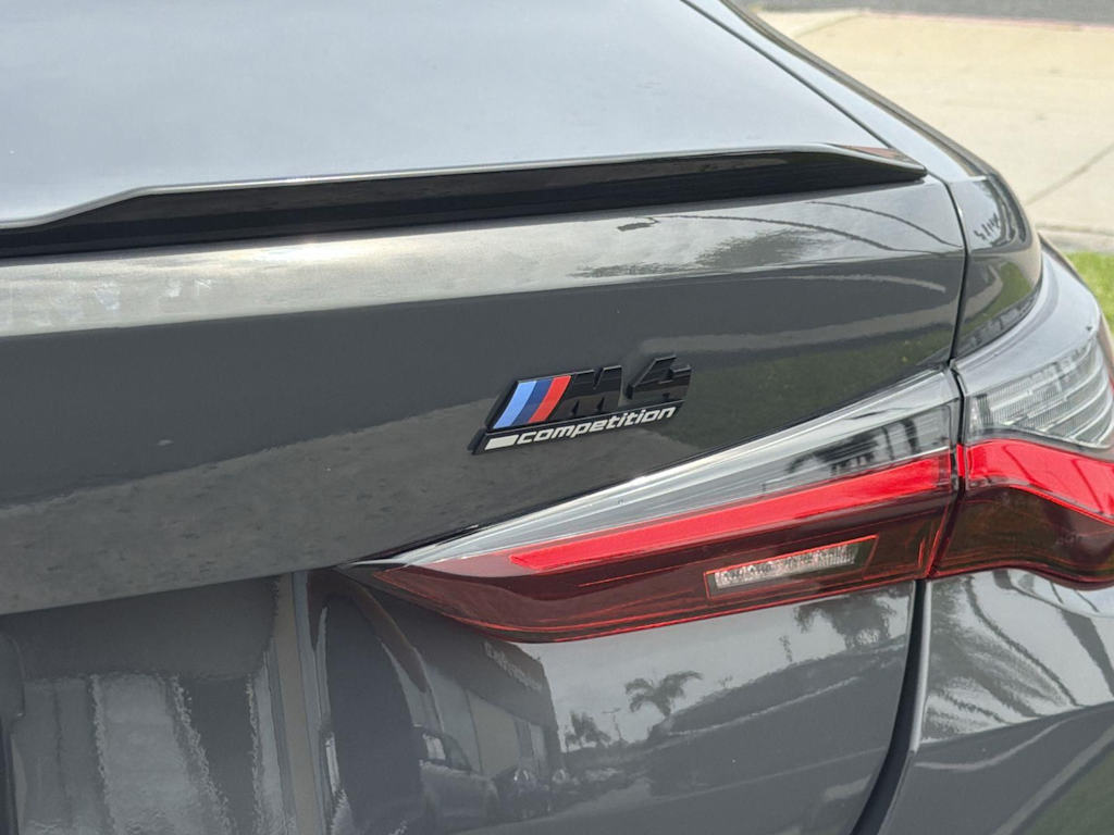 Thumbnail: 2024 BMW M4 - 32