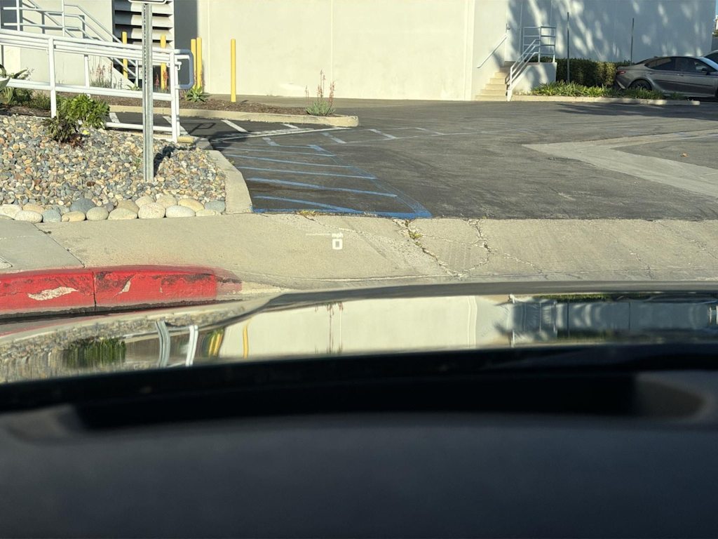 Thumbnail: 2022 BMW M3 - 40