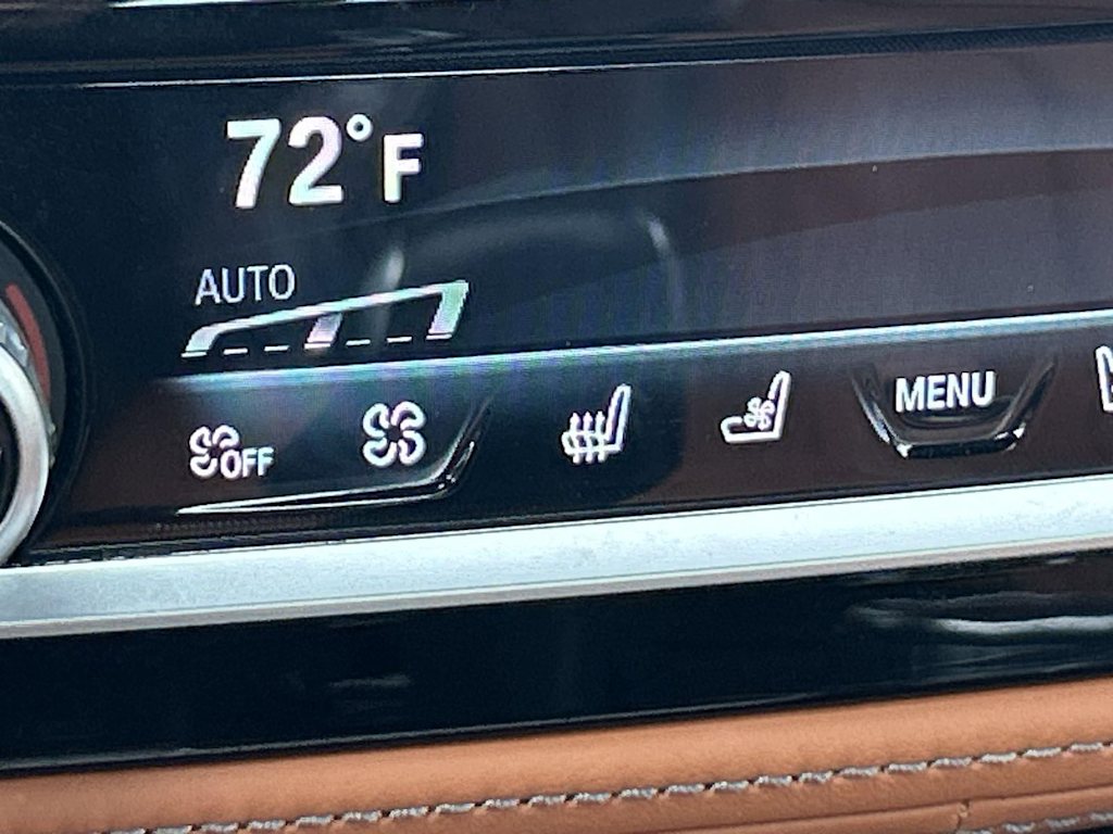 Thumbnail: 2023 BMW M5 - 29