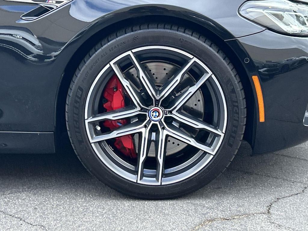 Thumbnail: 2023 BMW M5 - 8