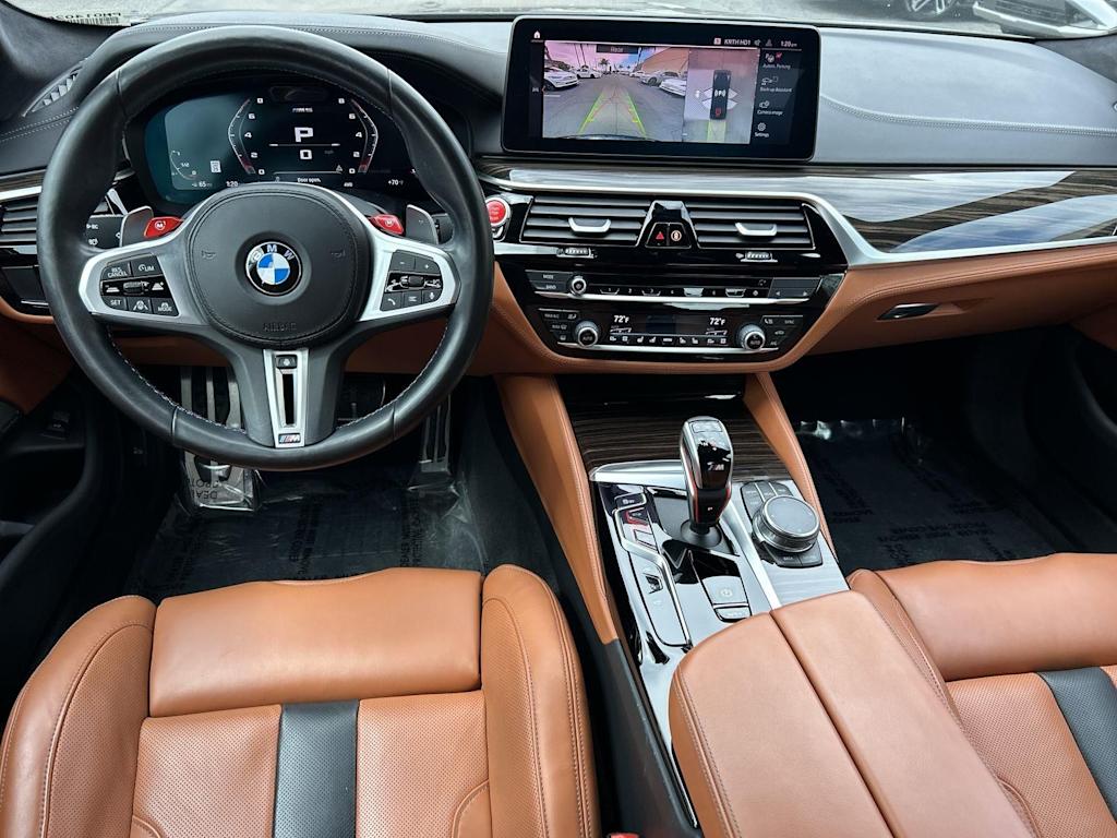 Thumbnail: 2023 BMW M5 - 2