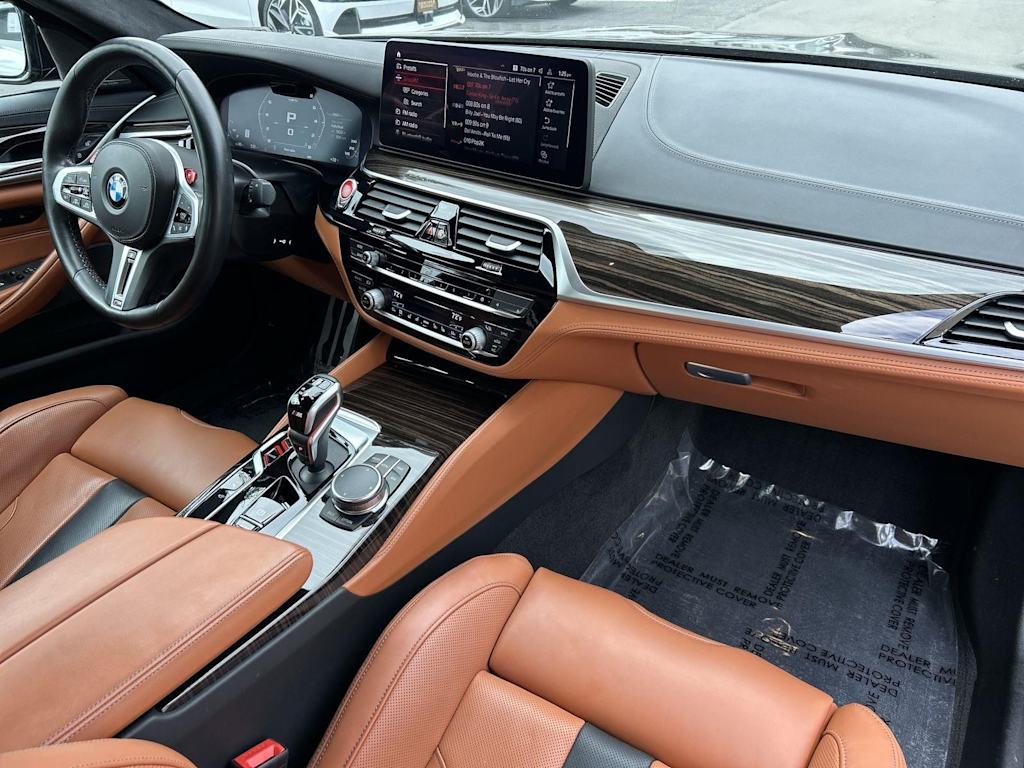 Thumbnail: 2023 BMW M5 - 13