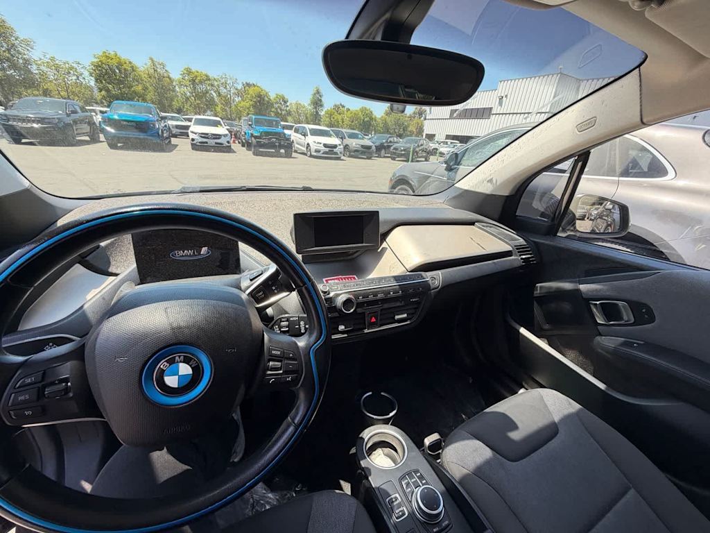 Thumbnail: 2019 BMW i3 - 2