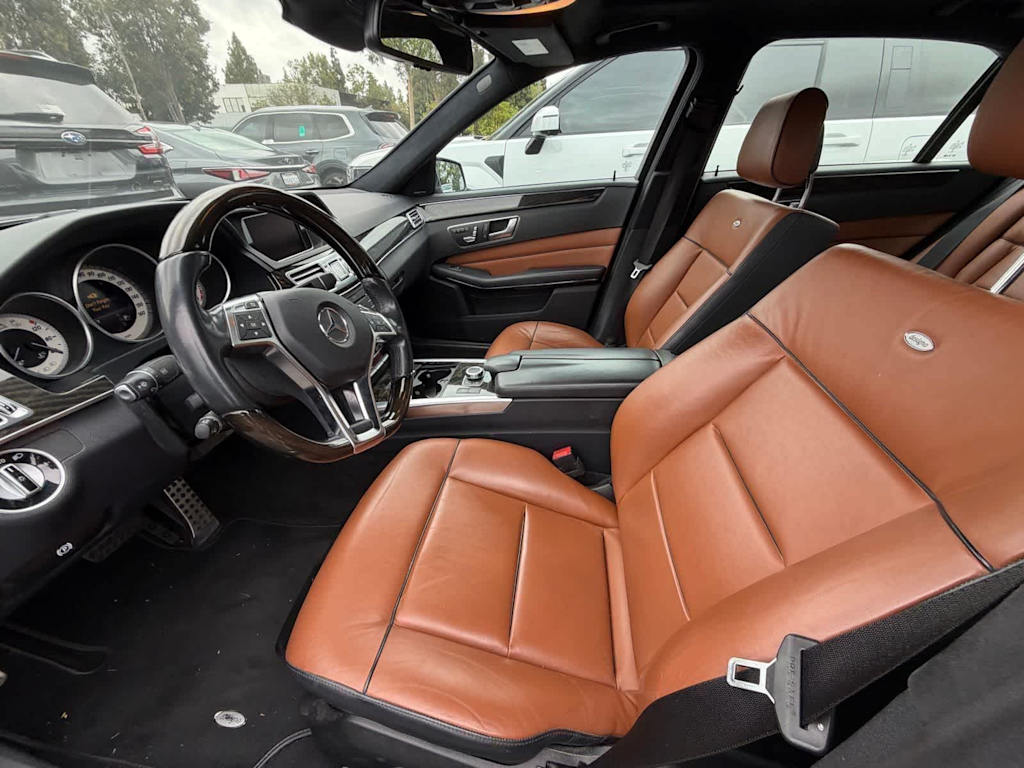 Thumbnail: 2016 Mercedes-Benz E-Class - 4