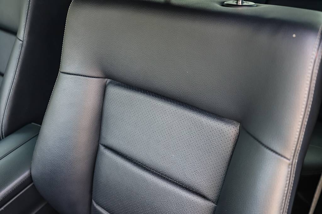 Thumbnail: 2016 Mercedes-Benz E-Class - 27