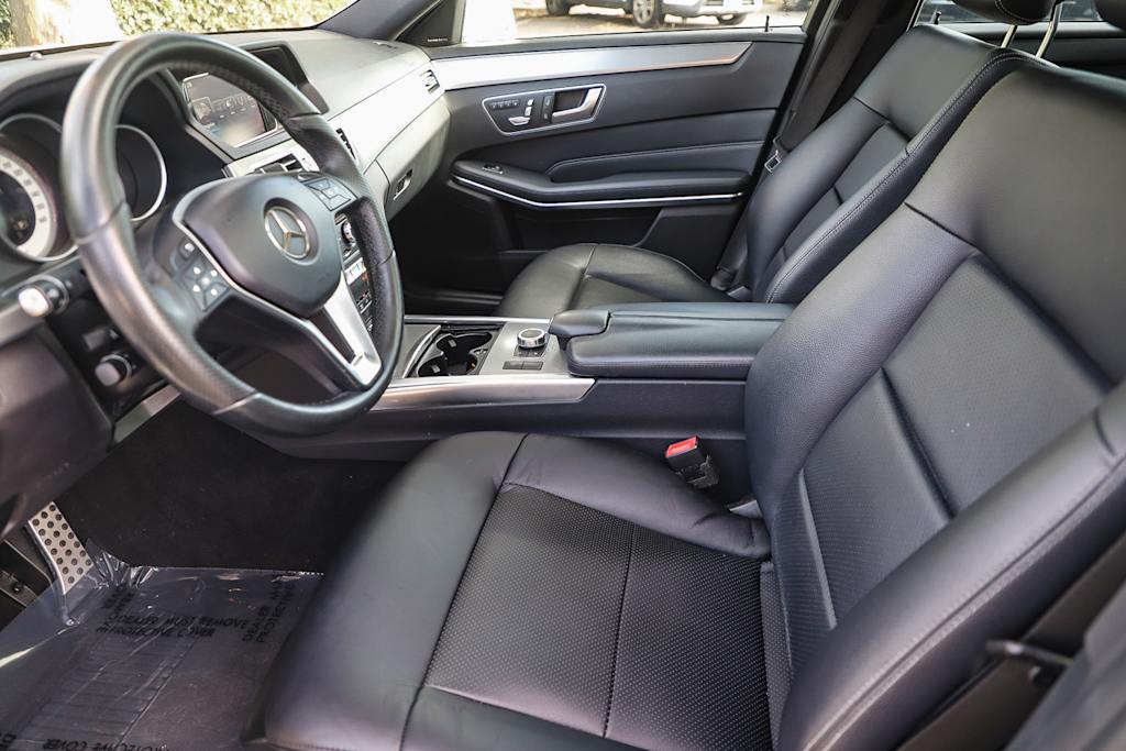 Thumbnail: 2016 Mercedes-Benz E-Class - 10