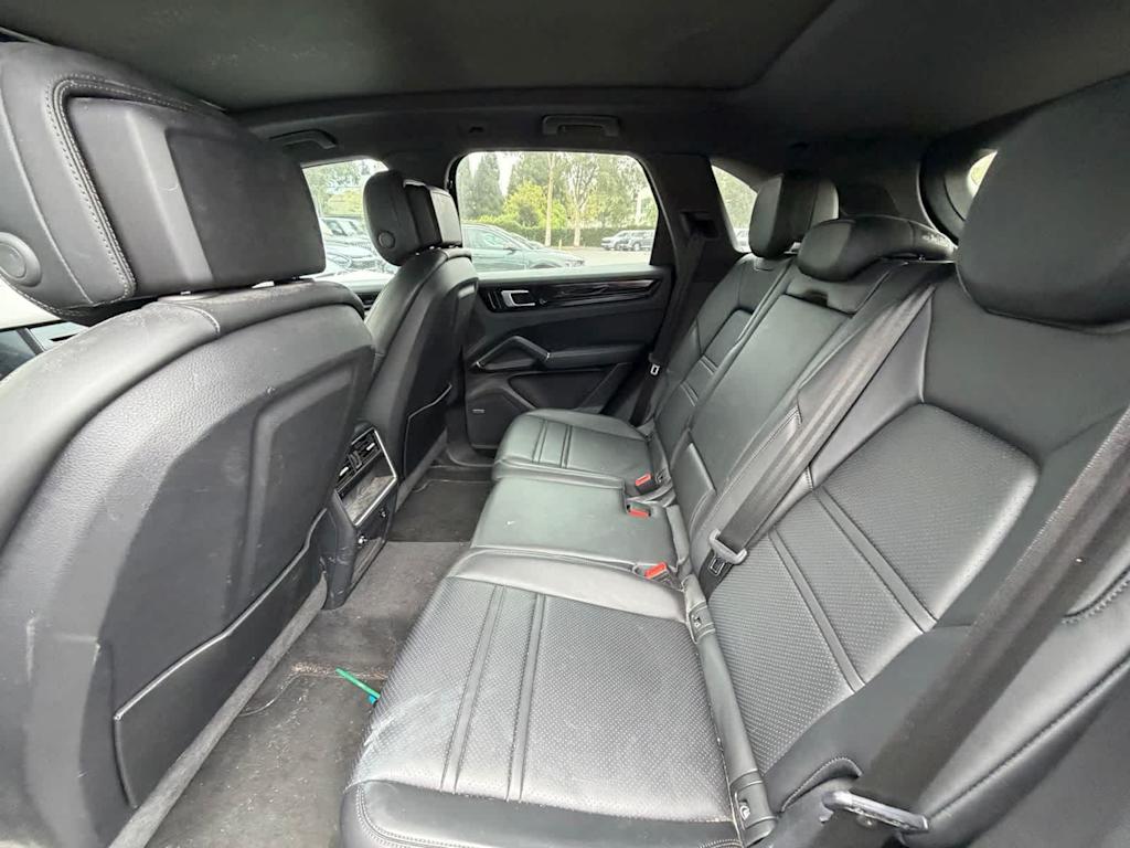 Thumbnail: 2020 Porsche Cayenne - 5