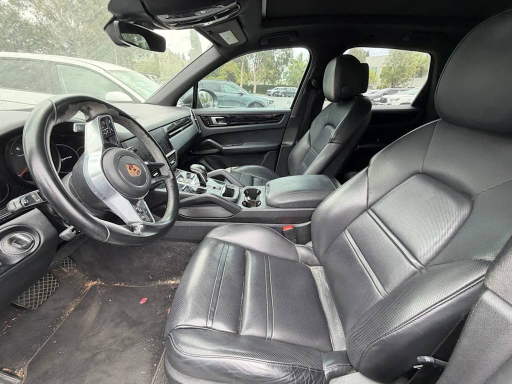 Thumbnail: 2020 Porsche Cayenne - 4