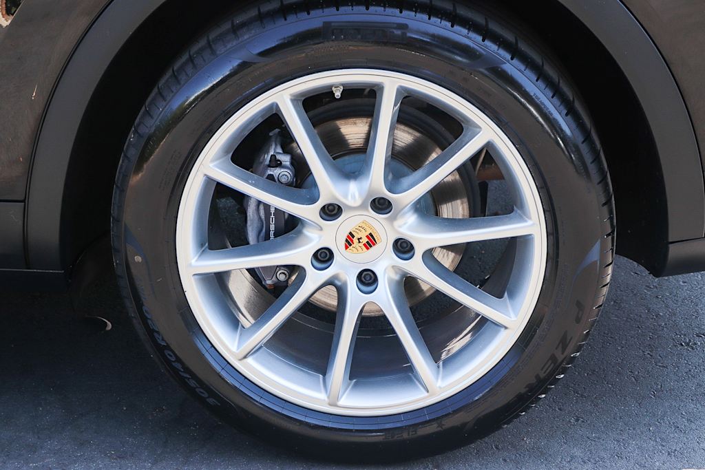 Thumbnail: 2021 Porsche Cayenne - 26