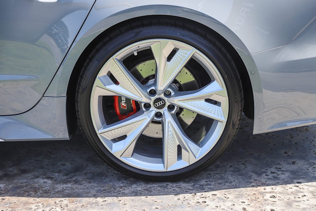 Thumbnail: 2021 Audi RS 7 - 23