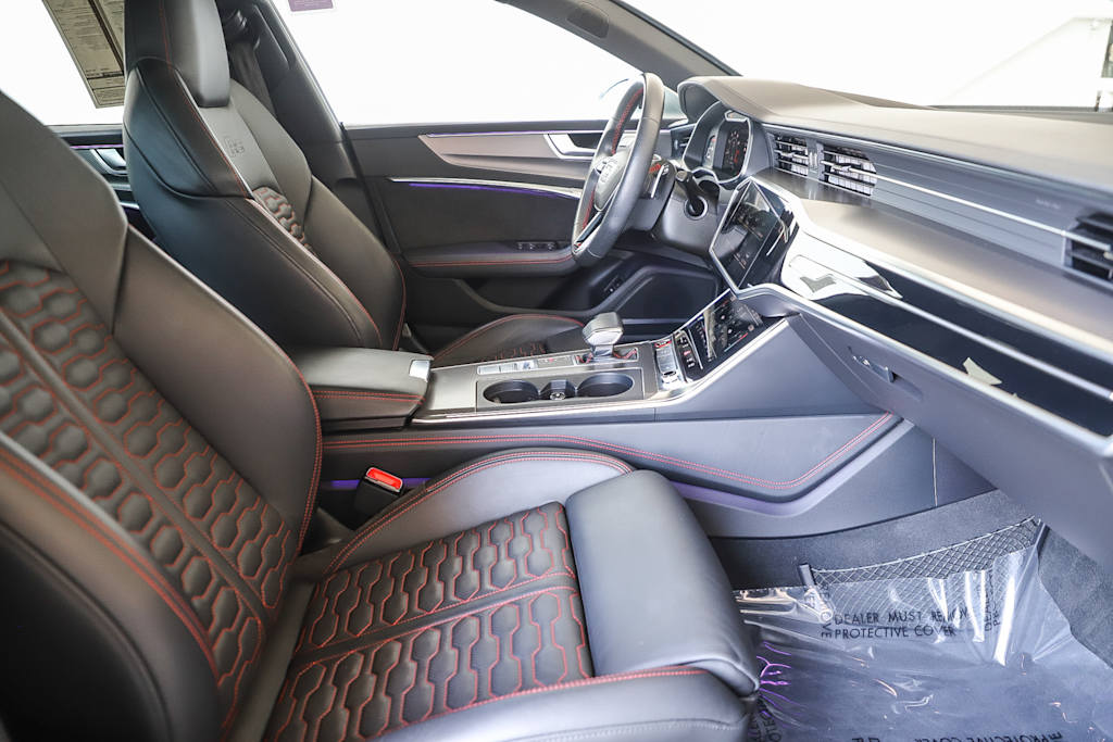 Thumbnail: 2021 Audi RS 7 - 11