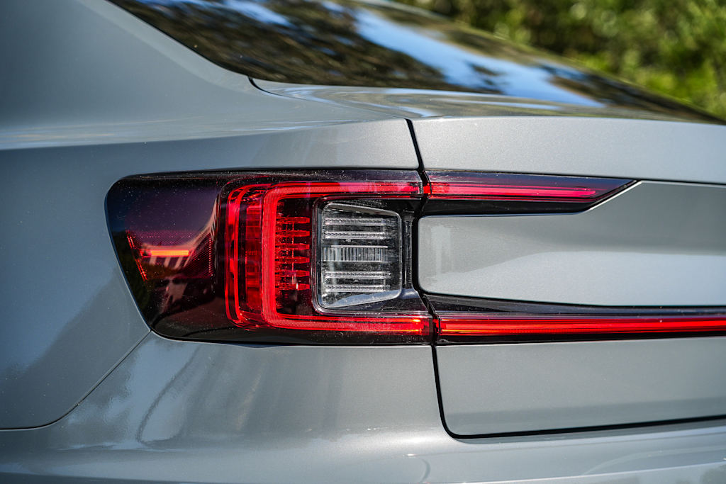 Thumbnail: 2023 Polestar 2 - 20