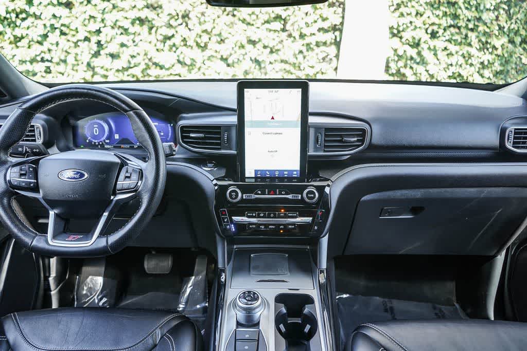 Thumbnail: 2022 Ford Explorer - 2