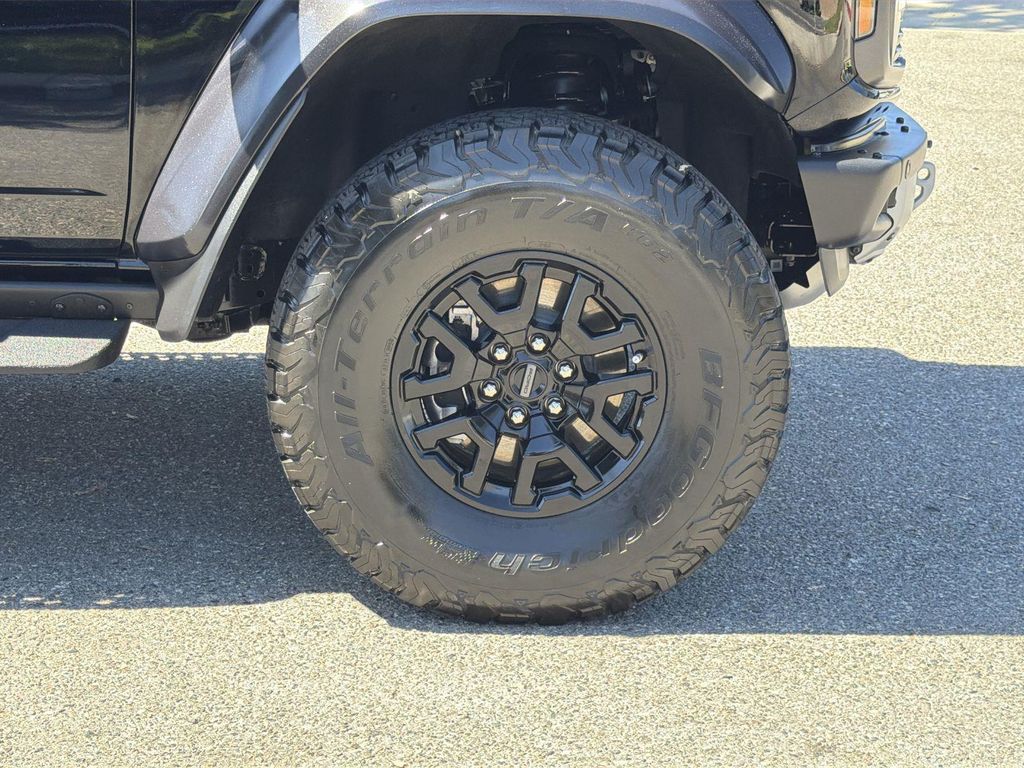 Thumbnail: 2022 Ford Bronco - 7