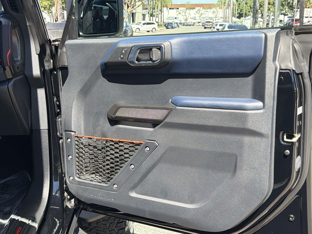 Thumbnail: 2022 Ford Bronco - 34