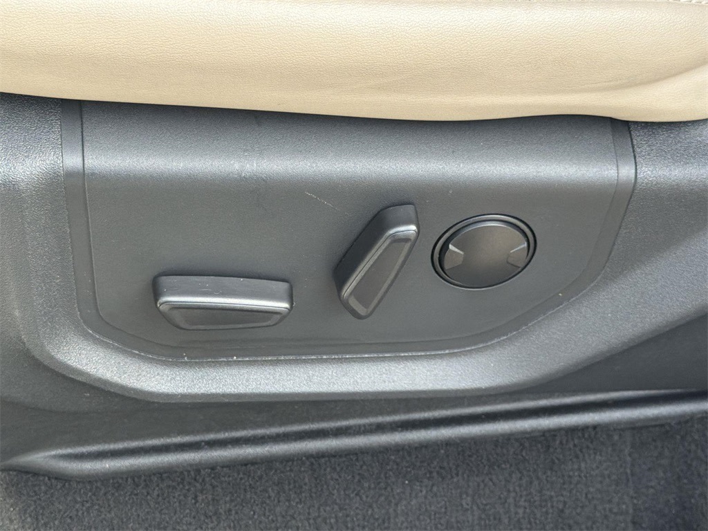 Thumbnail: 2023 Ford Expedition MAX - 32