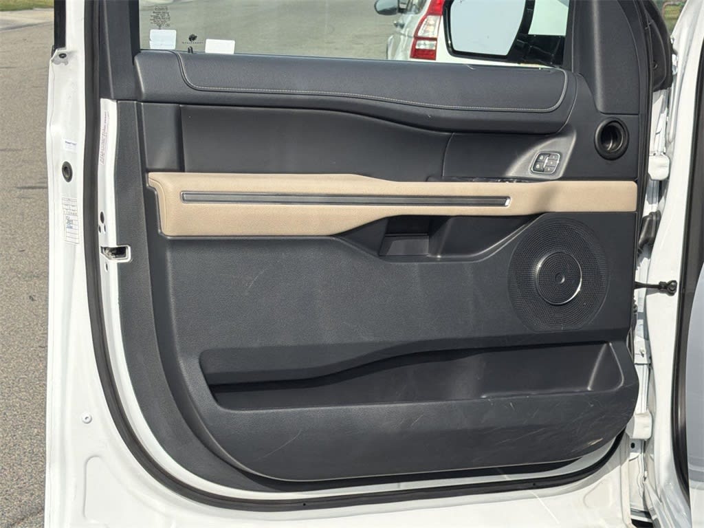 Thumbnail: 2023 Ford Expedition MAX - 30