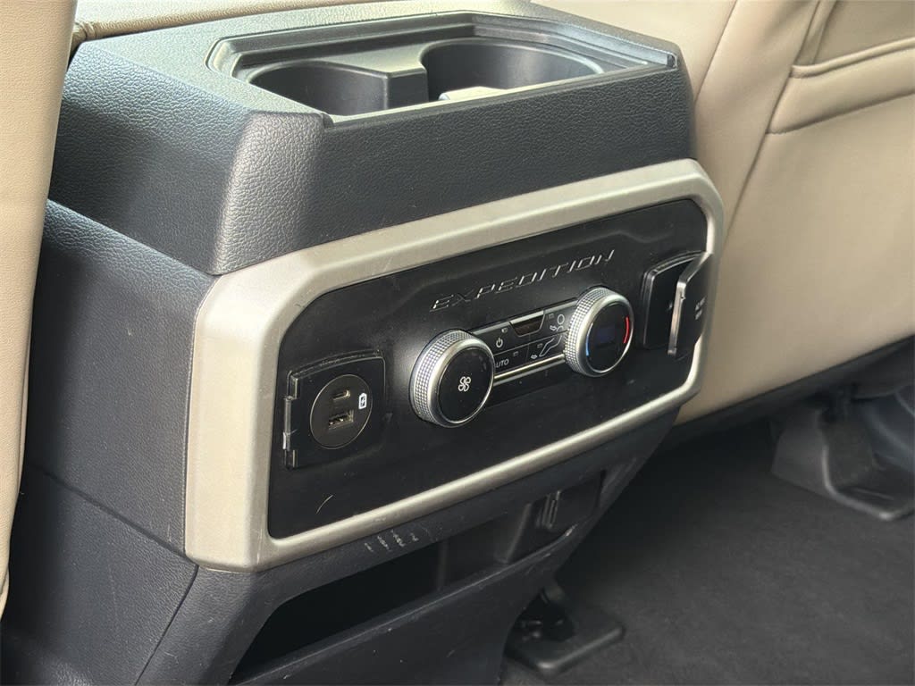 Thumbnail: 2023 Ford Expedition MAX - 34