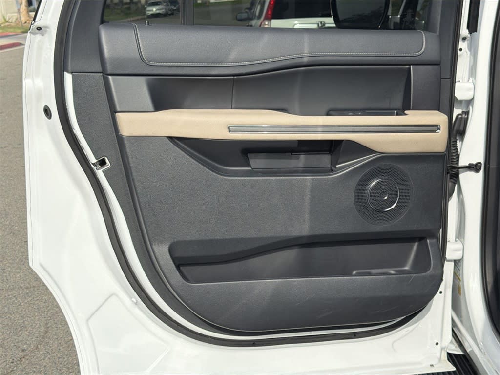 Thumbnail: 2023 Ford Expedition MAX - 33