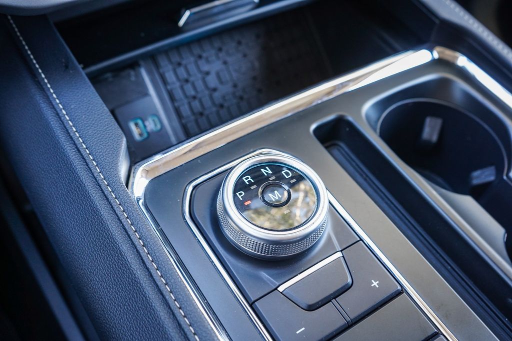 Thumbnail: 2023 Ford Expedition - 15