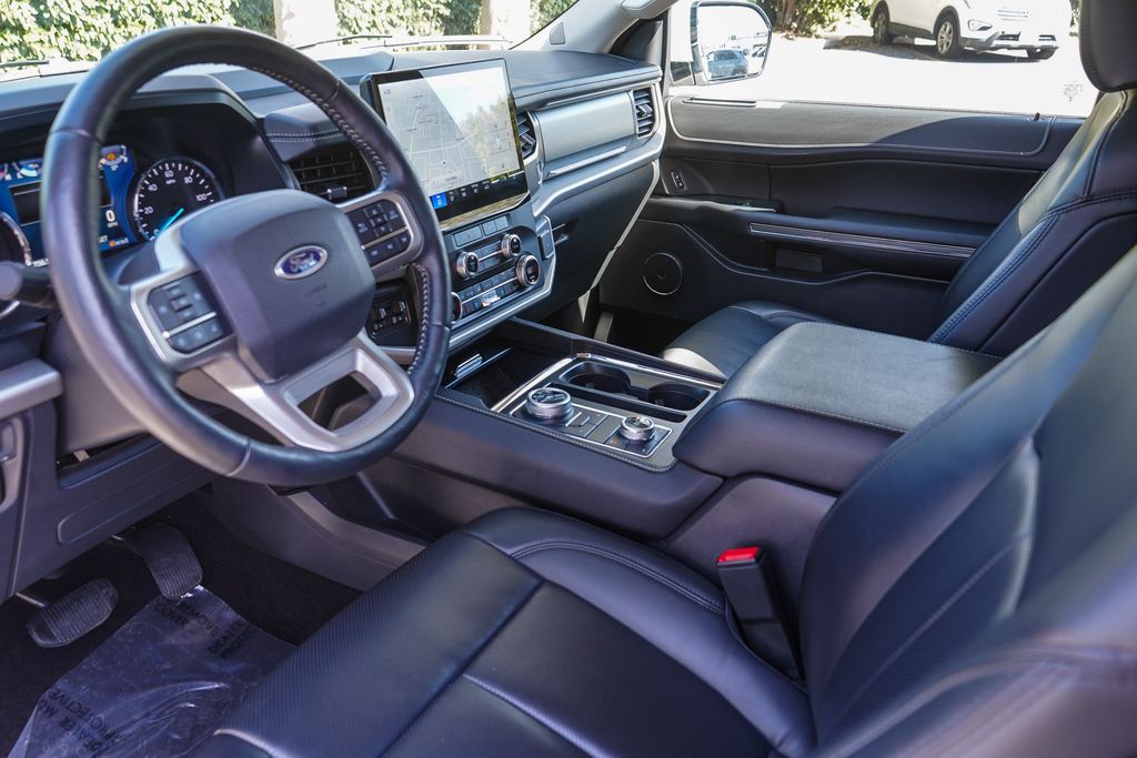 Thumbnail: 2023 Ford Expedition - 13