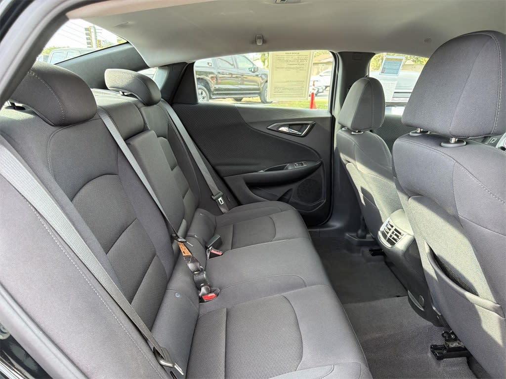 Thumbnail: 2023 Chevrolet Malibu - 34