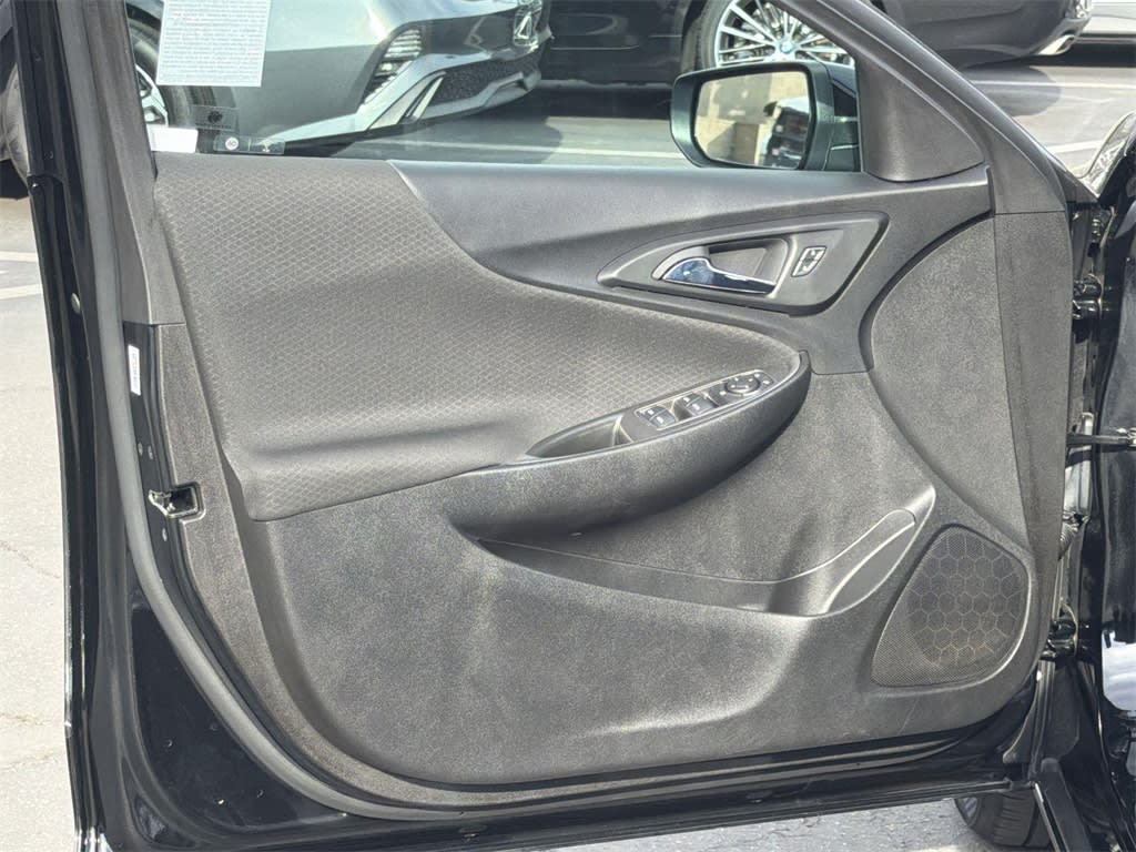 Thumbnail: 2023 Chevrolet Malibu - 28