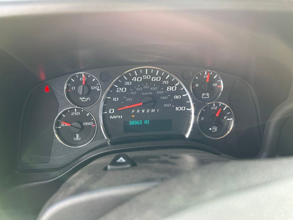 Thumbnail: 2024 Chevrolet Express - 4
