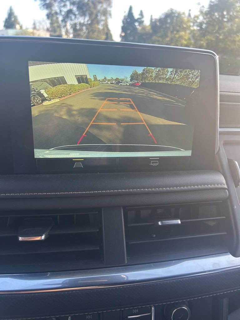 Thumbnail: 2023 Chevrolet Suburban - 11