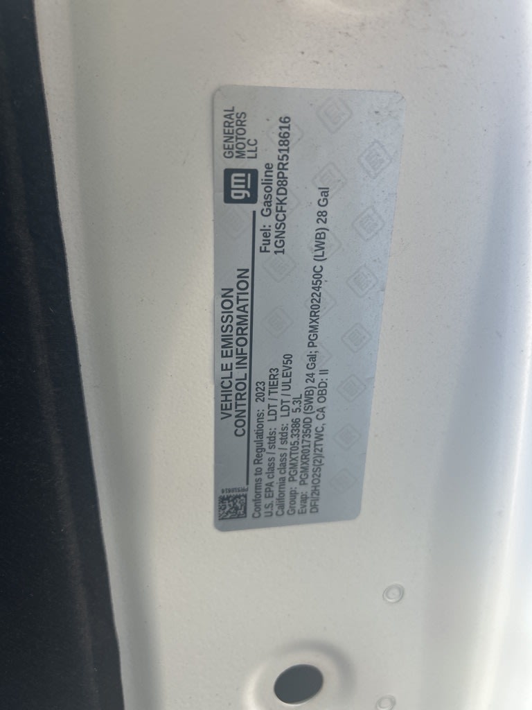 Thumbnail: 2023 Chevrolet Suburban - 7