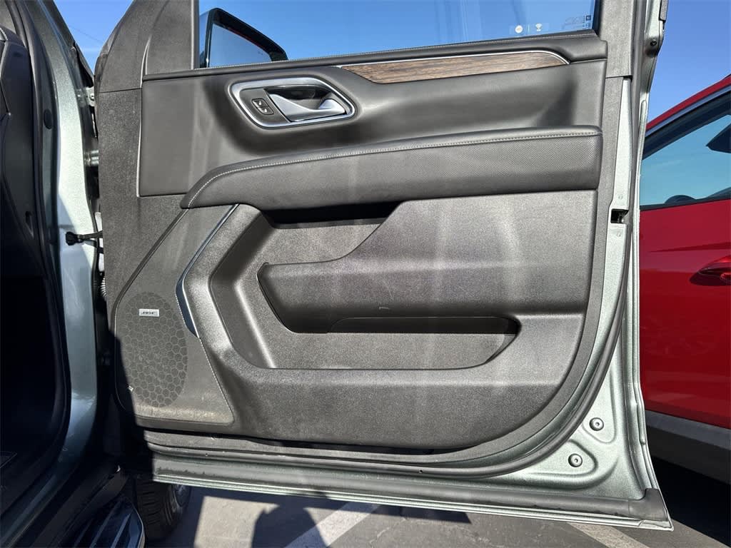 Thumbnail: 2023 Chevrolet Suburban - 38