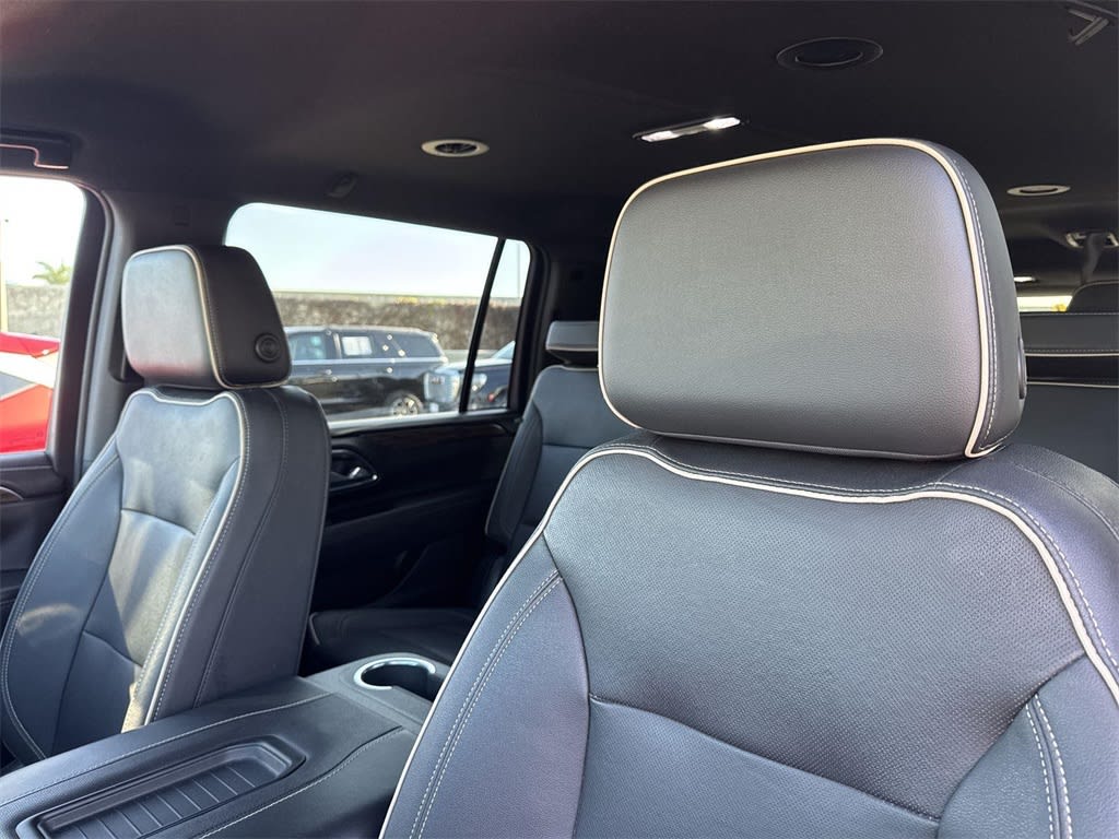 Thumbnail: 2023 Chevrolet Suburban - 11