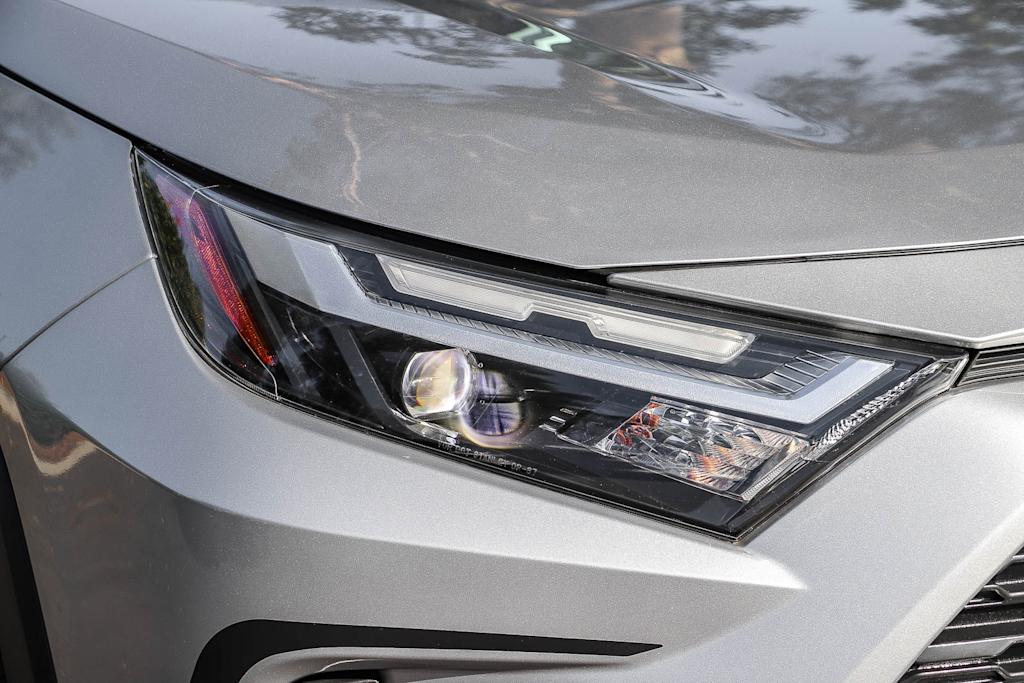 Thumbnail: 2023 Toyota RAV4 - 19