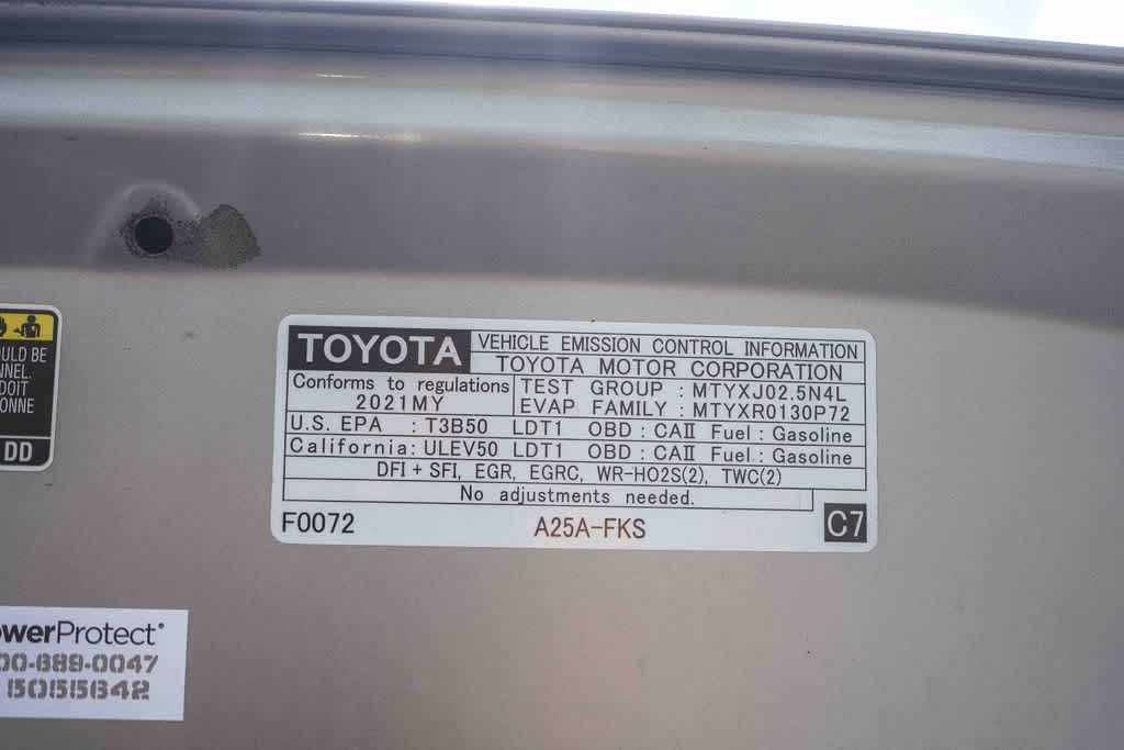 Thumbnail: 2021 Toyota RAV4 - 16