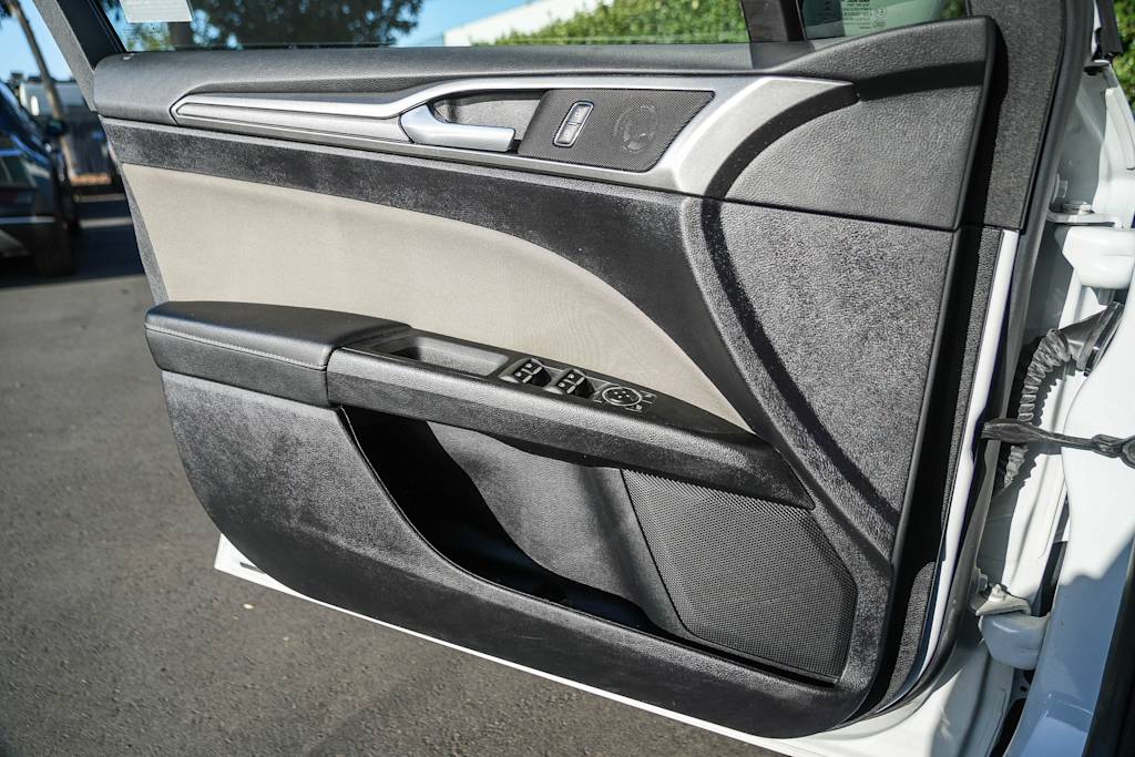 Thumbnail: 2019 Ford Fusion - 25
