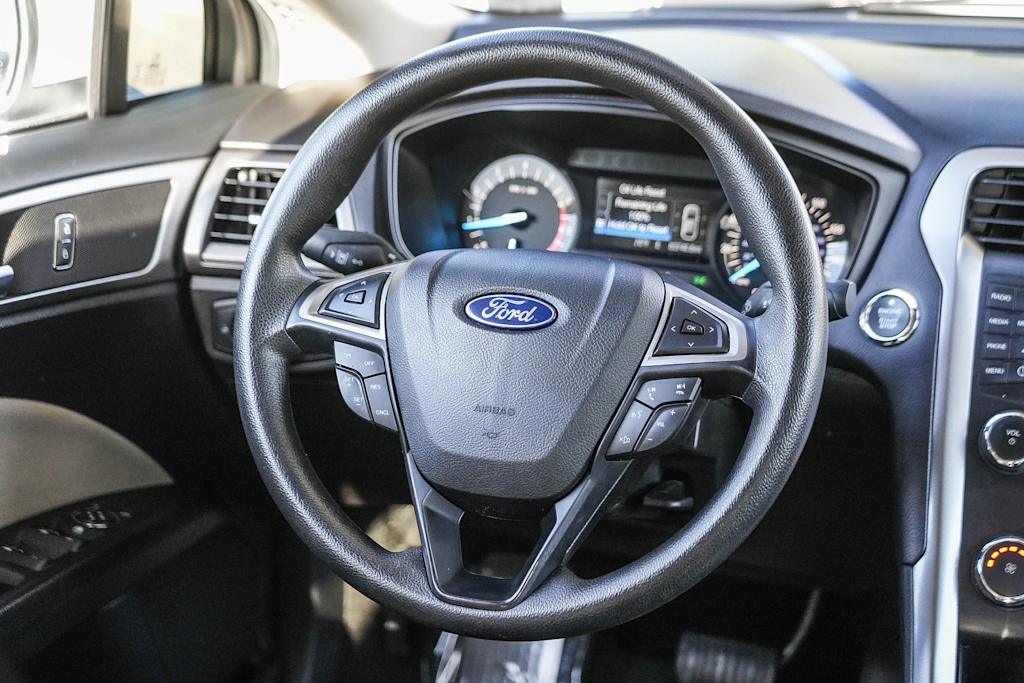 Thumbnail: 2019 Ford Fusion - 9