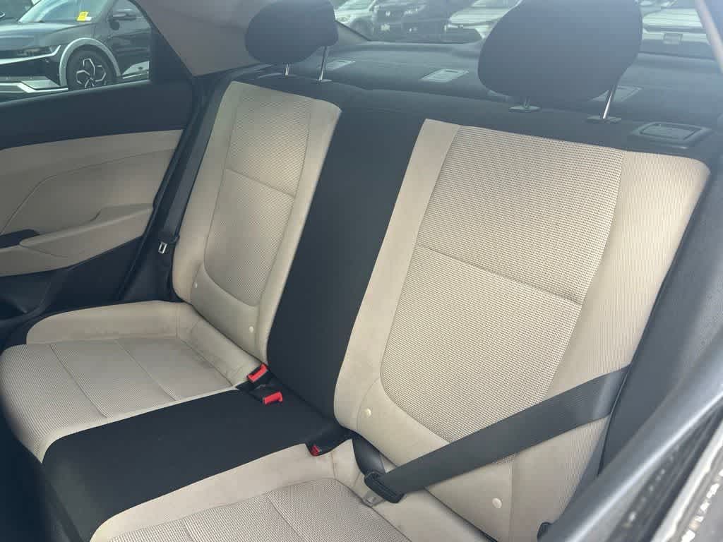 Thumbnail: 2019 Hyundai Accent - 4
