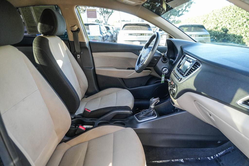 Thumbnail: 2019 Hyundai Accent - 10