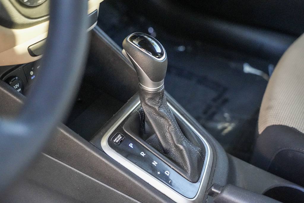 Thumbnail: 2019 Hyundai Accent - 14