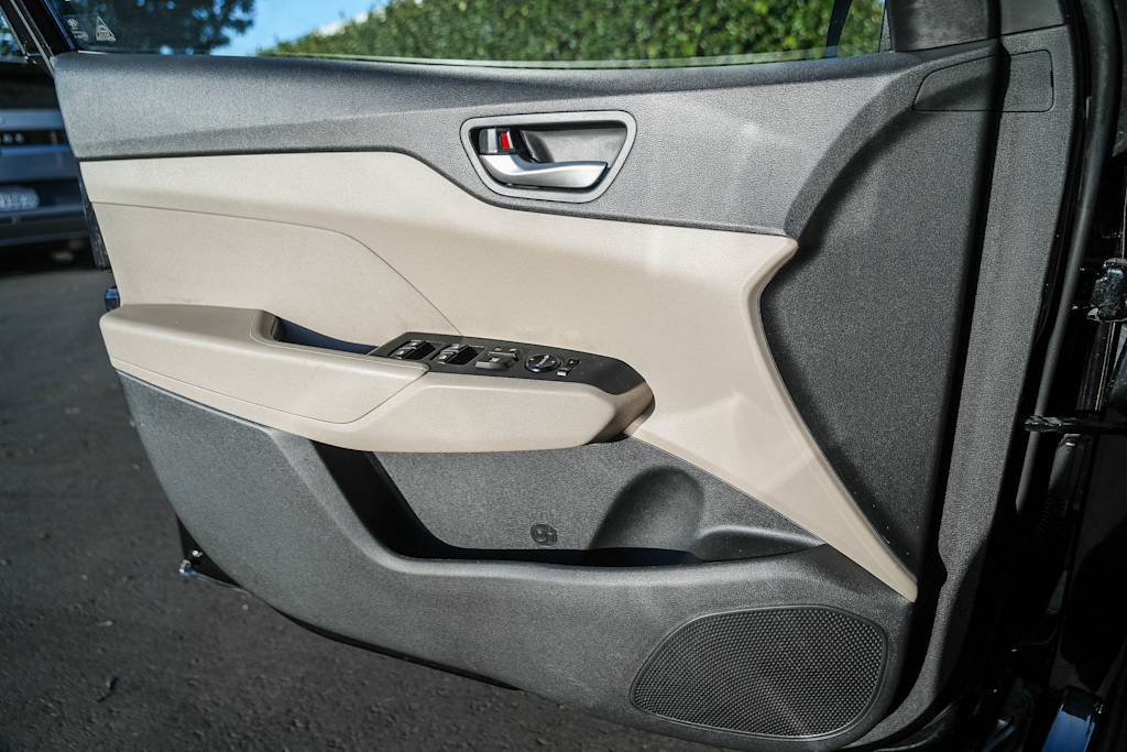 Thumbnail: 2019 Hyundai Accent - 25