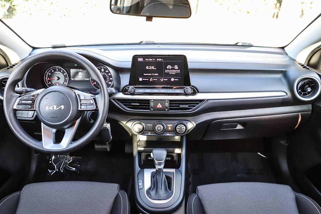Thumbnail: 2023 Kia Forte - 2