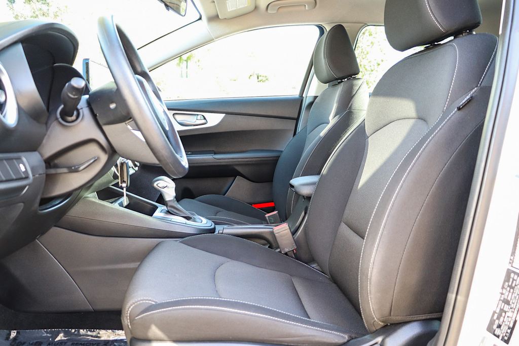 Thumbnail: 2023 Kia Forte - 11