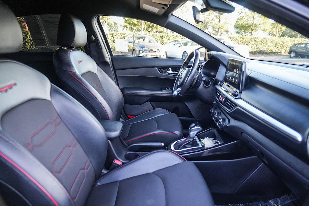 Thumbnail: 2021 Kia Forte - 10